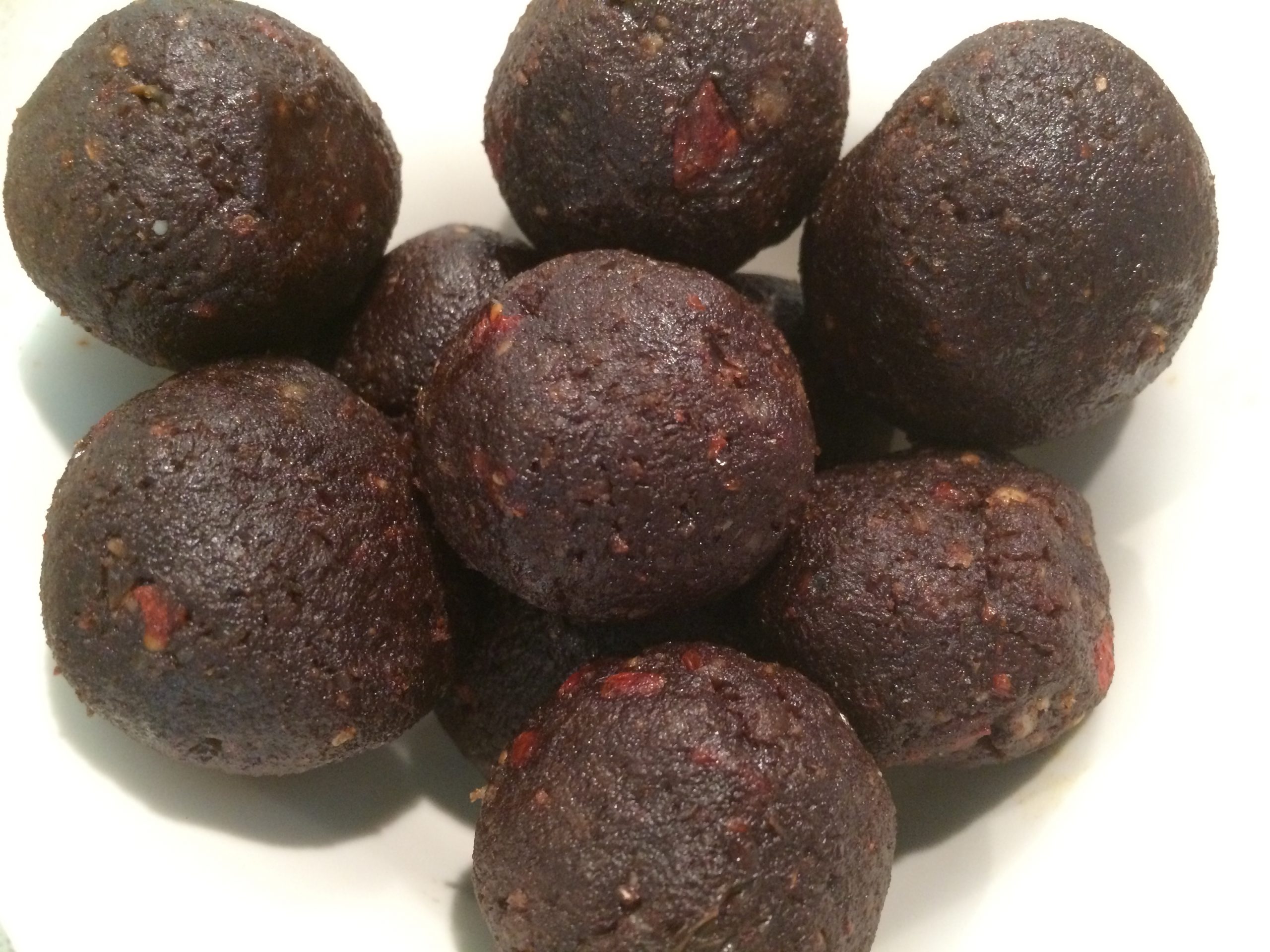 gluten free sugar free chocolate protein bliss treat balls