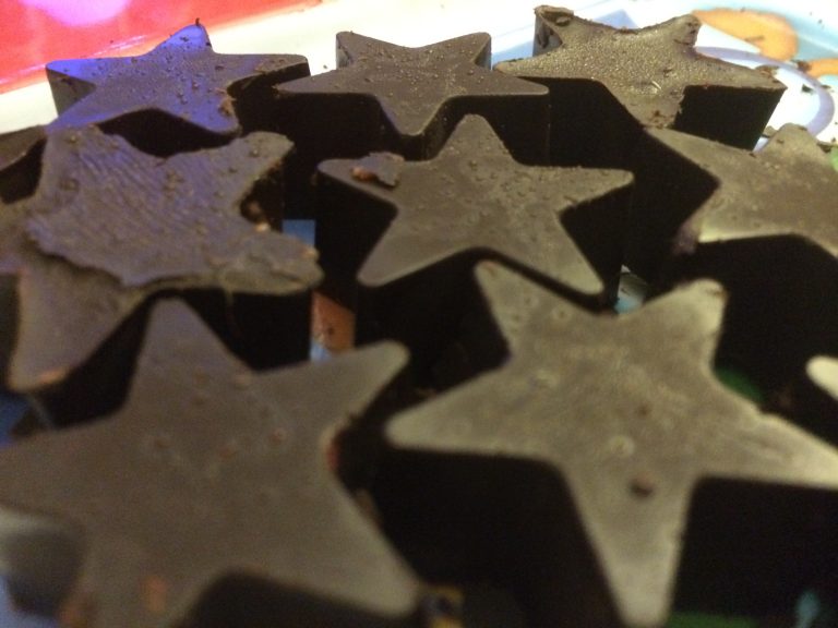 sugar free, gluten free, raw chocolate stars